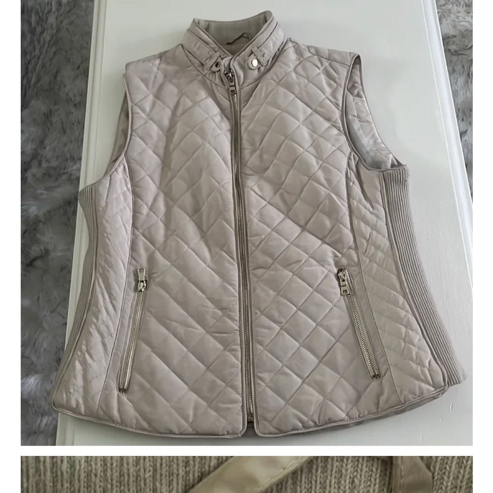 Vest size L never worn new without tags Dress Barn L